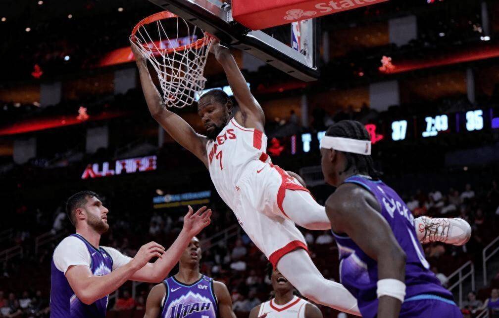 九游体育APP关于欧篮联转会期再迎强敌，休斯敦火箭完成体检，主帅态度：球迷炸锅，临场指挥获称赞的信息