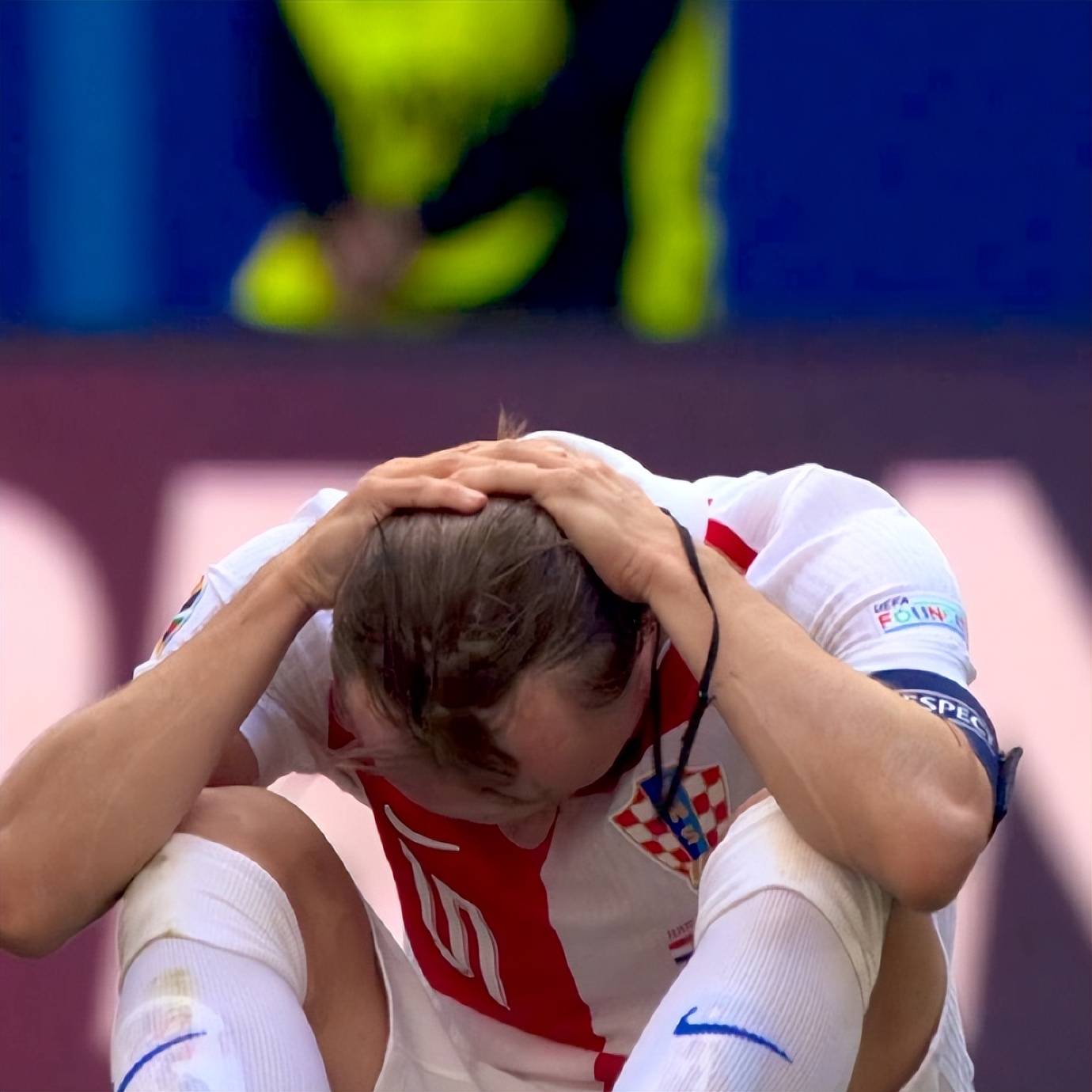 九游体育官方网站德国杯赛程吃紧，密尔沃基雄鹿冲刺阶段迎来里程碑，气氛紧张，纪律约束更严格的简单介绍